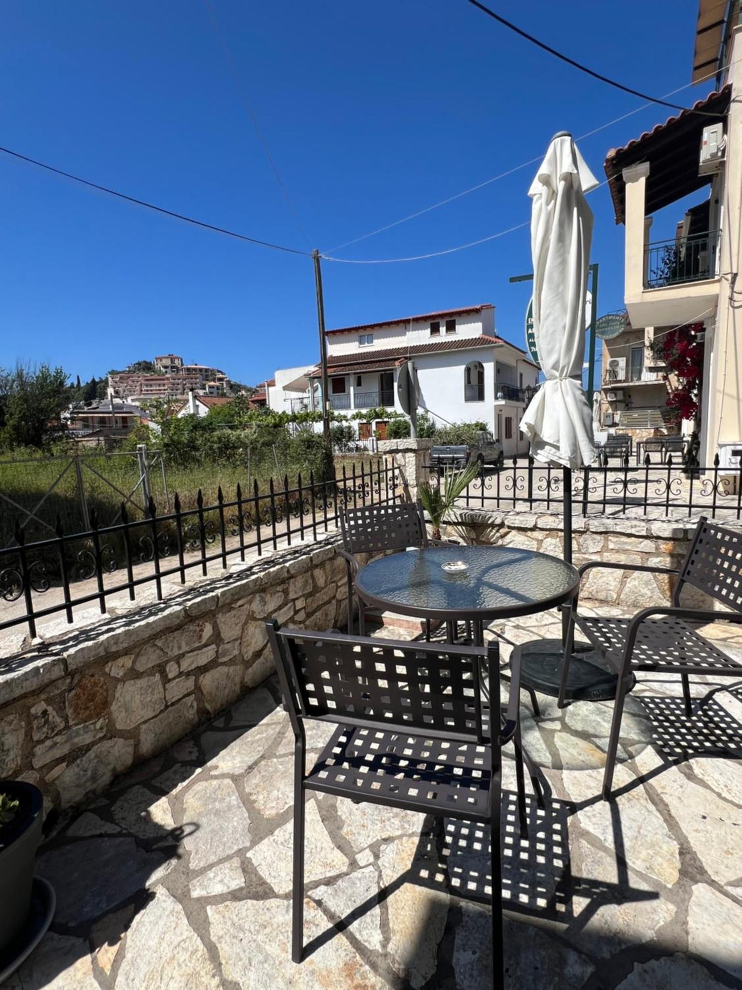Xanthi * Sivota (Epirus)